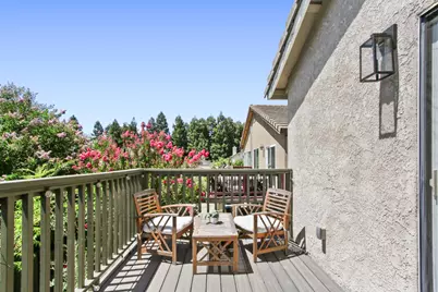8120 Village Brook Way, Elk Grove, CA 95758 - Photo 32
