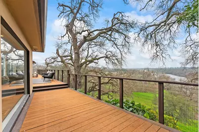 8218 Finisterre Court, Fair Oaks, CA 95628 - Photo 2
