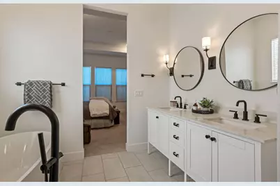 1954 Carmel Ranch Circle, Oakdale, CA 95361 - Photo 22