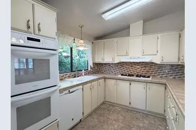 Kirkwood, Roseville, CA 95678 - Photo 16
