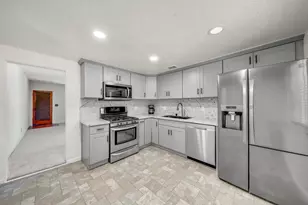 6001 Broadway, Sacramento, CA 95820 - Photo 10
