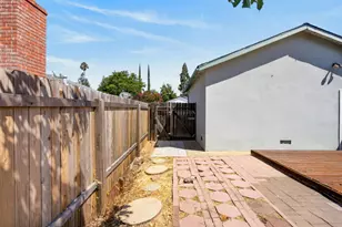7620 Eastgate Ave, Citrus Heights, CA 95610 - Photo 38