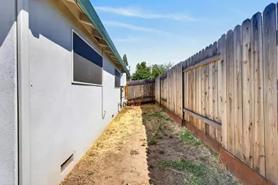 7620 Eastgate Avenue, Citrus Heights, CA 95610 - Photo 36