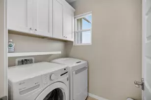 3146 Dullanty Wy, Sacramento, CA 95816 - Photo 24