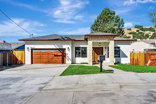 38075 Stenhammer Dr, Fremont, CA 94536 - Photo 2