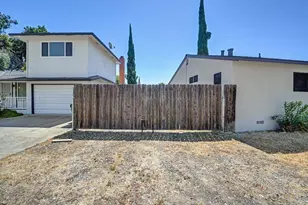 4701 Kerwood Way, Sacramento, CA 95823 - Photo 22