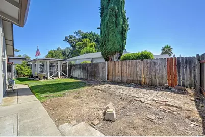 4701 Kerwood Way, Sacramento, CA 95823 - Photo 28