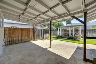 4701 Kerwood Way, Sacramento, CA 95823 - Photo 24
