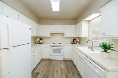 617 W Granger Avenue #37, Modesto, CA 95350 - Photo 6
