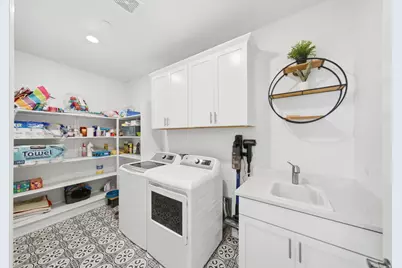 2301 Sierra Village Drive, Roseville, CA 95747 - Photo 12