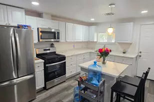 2017 Donald St, Modesto, CA 95351 - Photo 2