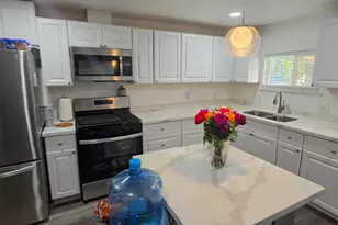 2017 Donald St, Modesto, CA 95351 - Photo 8