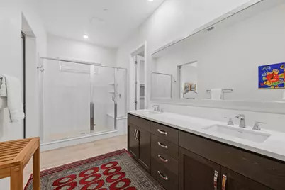 8993 Elliott Springs Drive, Elk Grove, CA 95624 - Photo 20