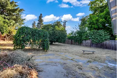 880 Julian Street, Turlock, CA 95380 - Photo 18