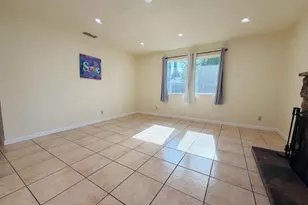 6260 Sunrise S Dr, Sacramento, CA 95824 - Photo 8