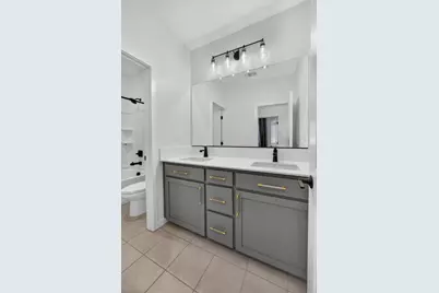 1619 Bronzewick Ln, Sacramento, CA 95834 - Photo 36