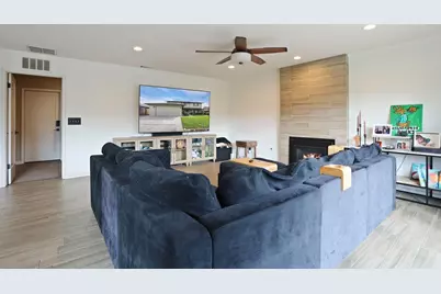 9818 Lady Bird Way, Stockton, CA 95209 - Photo 20