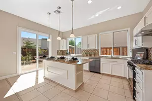 317 Avila Dr, Roseville, CA 95678 - Photo 16