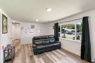 1984 Sunrise Avenue, Marysville, CA 95901 - Photo 6