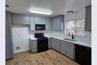 783 Cornell Way, Manteca, CA 95336 - Photo 2