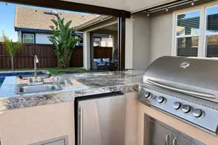 10021 Carinata Dr, Elk Grove, CA 95757 - Photo 44