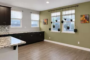 10021 Carinata Dr, Elk Grove, CA 95757 - Photo 14