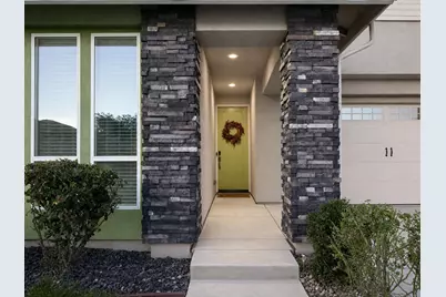 10021 Carinata Drive, Elk Grove, CA 95757 - Photo 6