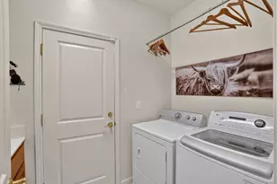 610 Portland Ln, Galt, CA 95632 - Photo 40