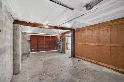2327 Beaumont Street, Sacramento, CA 95815 - Photo 46