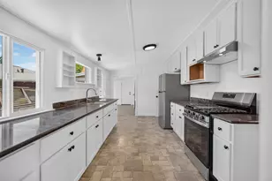 2327 Beaumont St, Sacramento, CA 95815 - Photo 14