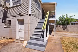 2327 Beaumont St, Sacramento, CA 95815 - Photo 34