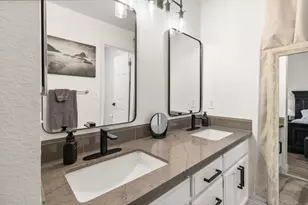 8564 Harvest House Way, Elk Grove, CA 95624 - Photo 22