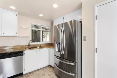 9345 Snowbird Way, Sacramento, CA 95826 - Photo 6