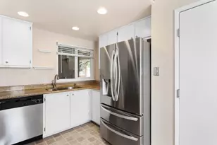9345 Snowbird Way, Sacramento, CA 95826 - Photo 6