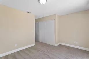 9345 Snowbird Way, Sacramento, CA 95826 - Photo 8