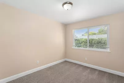 9345 Snowbird Way, Sacramento, CA 95826 - Photo 10