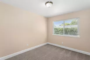 9345 Snowbird Way, Sacramento, CA 95826 - Photo 10