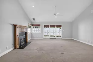 19104 Pebble Ct, Woodbridge, CA 95258 - Photo 8