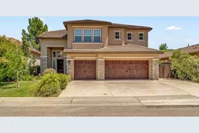 8621 Banton Circle, Elk Grove, CA 95624 - Photo 2