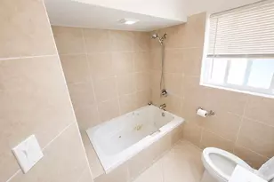 7000 Arthur St, Oakland, CA 94605 - Photo 8