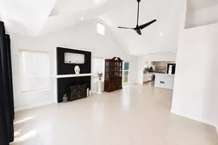 7000 Arthur St, Oakland, CA 94605 - Photo 4