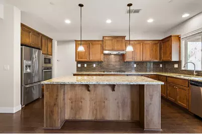 7801 Cordially Way, Elk Grove, CA 95757 - Photo 4