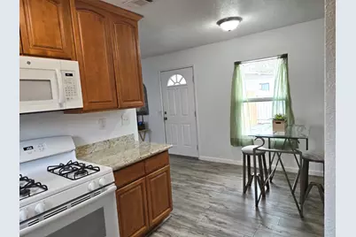 206 Hills Court, Sacramento, CA 95838 - Photo 18