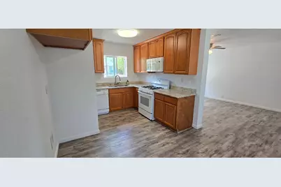 206 Hills Court, Sacramento, CA 95838 - Photo 8