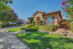 444 California St, Escalon, CA 95320 - Photo 4