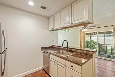 1040 Dartmoor Circle, Lodi, CA 95240 - Photo 12