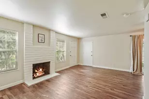 1040 Dartmoor Cir, Lodi, CA 95240 - Photo 8