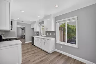 7485 Spicewood Dr, Sacramento, CA 95831 - Photo 32