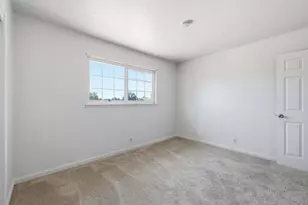 5422 Fort Sutter Way, Sacramento, CA 95841 - Photo 32