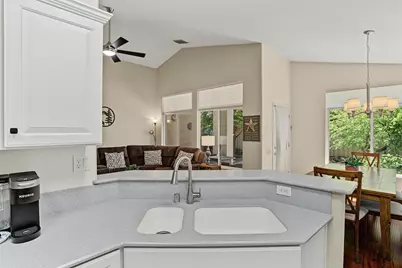 7764 Timberrose Way, Roseville, CA 95747 - Photo 12
